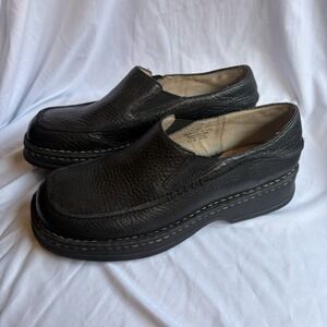 Eddie Bauer women Black‎ Leather Slip-On Comfort Square Toe Casual Shoes 20-1190